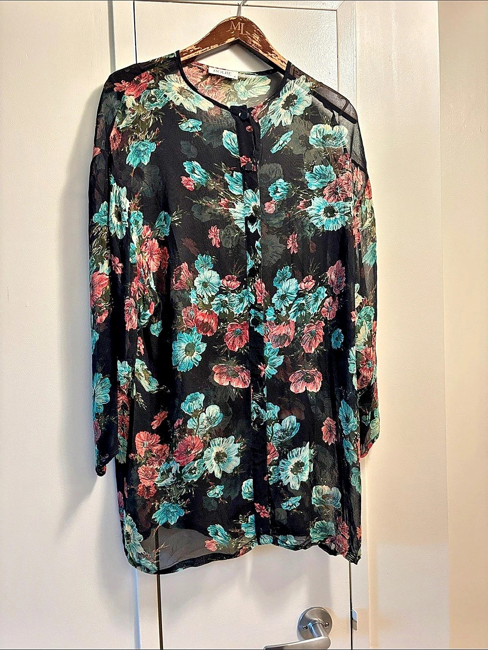 Rouie Floral Button-Front Tunic in Black & Blue